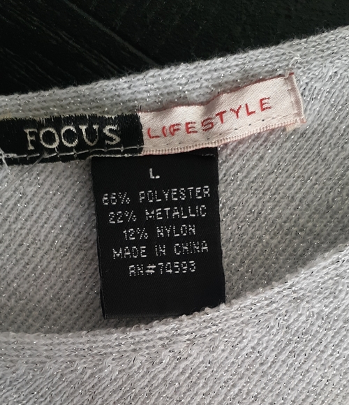 Light Grey Metallic Tank Top. Super Stylish NWT! - Picture 4 of 5